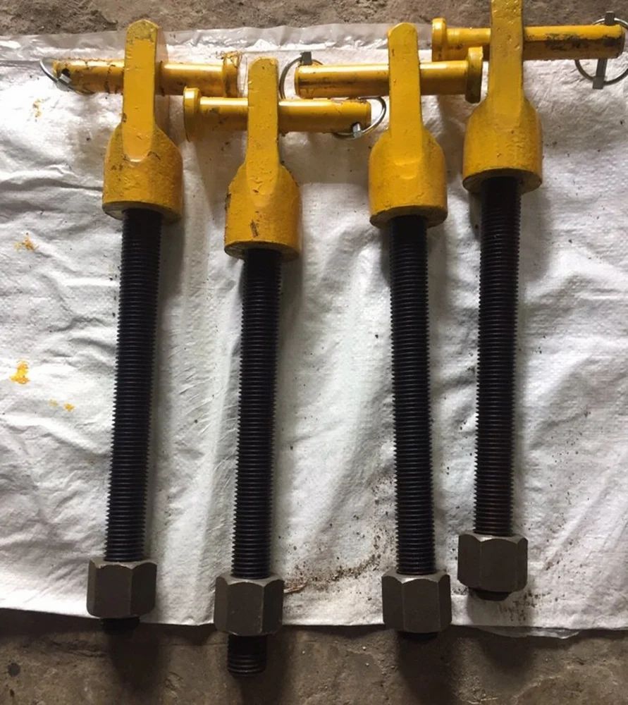 Cast Iron Eyelet Set